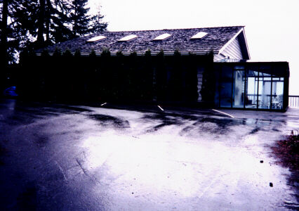 poolhouse.jpg