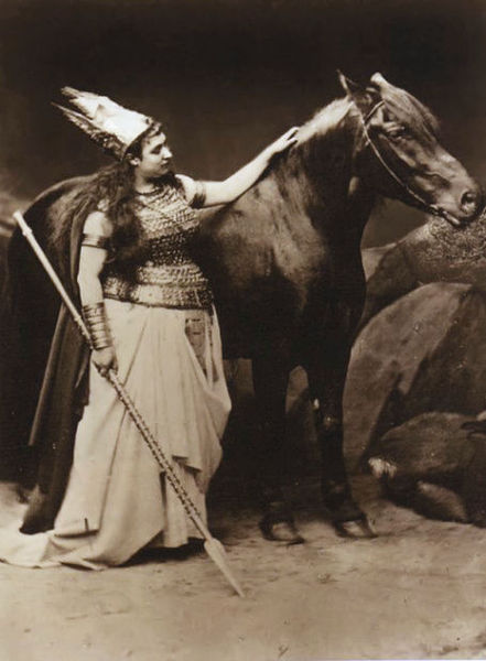 Brunnhilde & horse